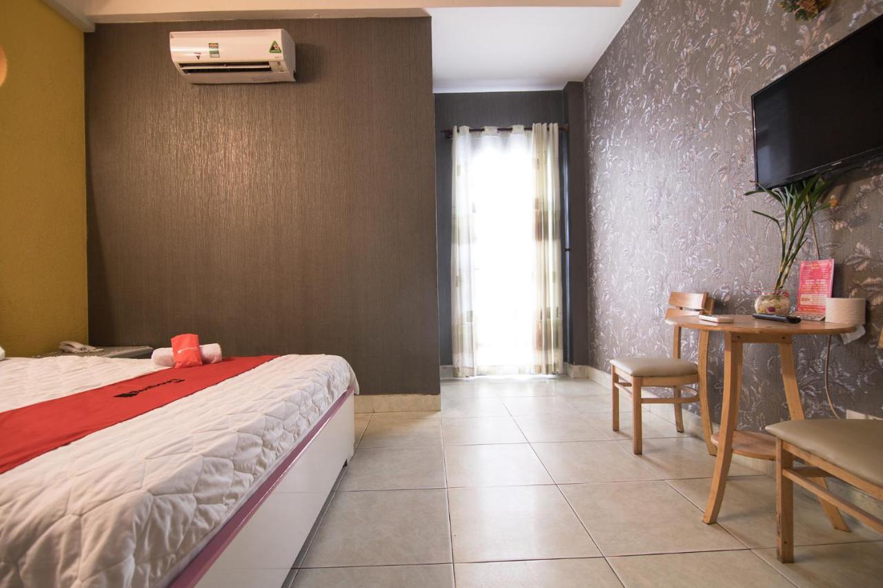 Reddoorz Near Aeon Mall Tan Phu 2 Khách sạn TP. Hồ Chí Minh